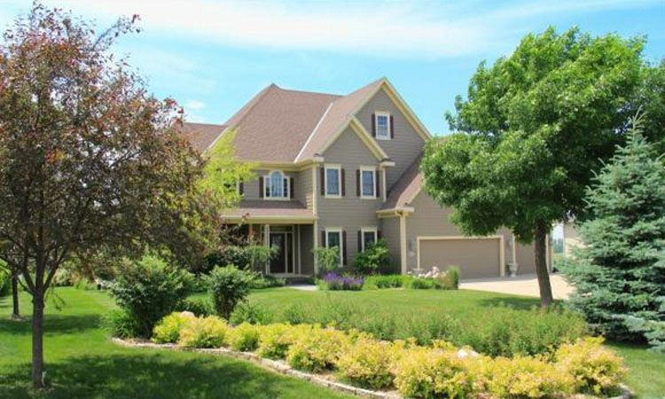 6706 Kingswood Ct. - $600,000